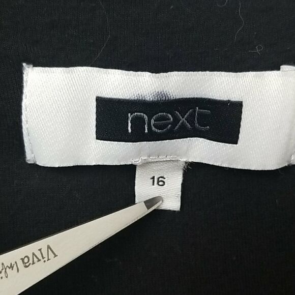 🎁5/$25 Next Tuxedo Blouse Women's 12 Two-tone Sleeveless No Pockets Ruffles - Picture 4 of 6